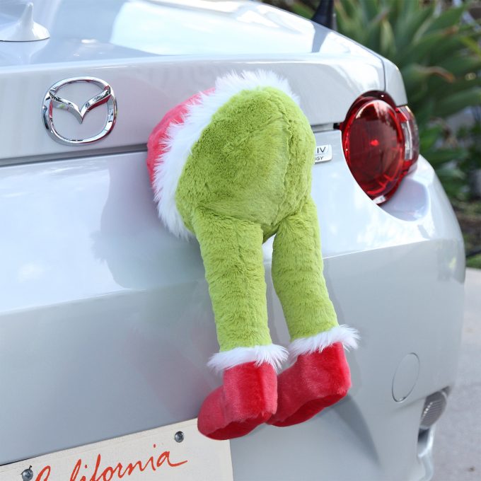 Aurora® - Dr. Seuss™ - 15" Hangin' Out Grinch